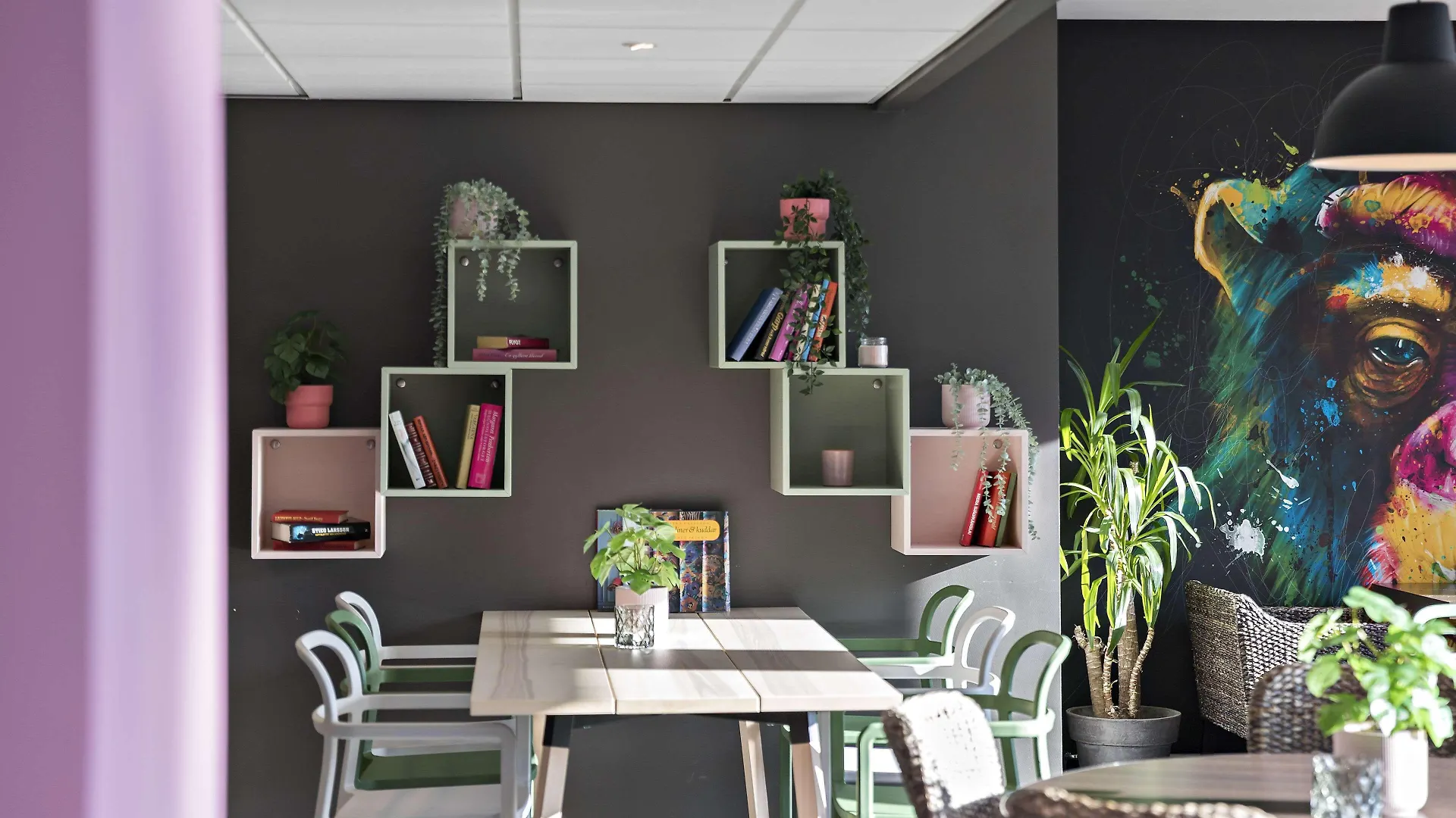 7 Flygplatshotell nära Biblioteket i Stockholm att Boka
